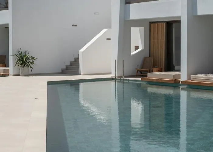 ホテル Nuca Mykonos 4*