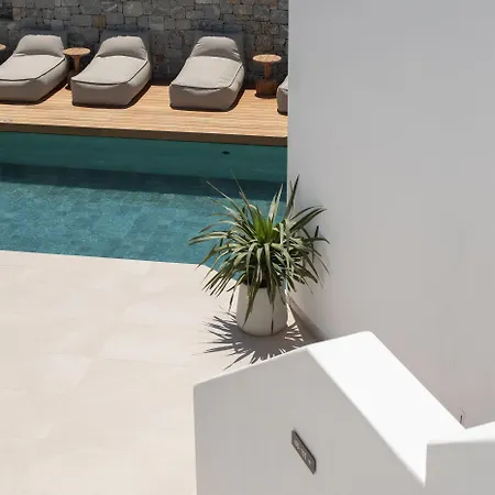 Hotel Nuca Mykonos 4*