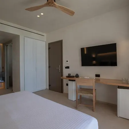 Nuca Mykonos 4*