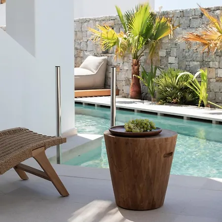 Nuca Mykonos 4* Platis Yialos